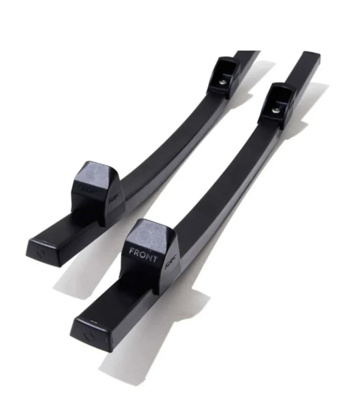 Attaches easily to the legs