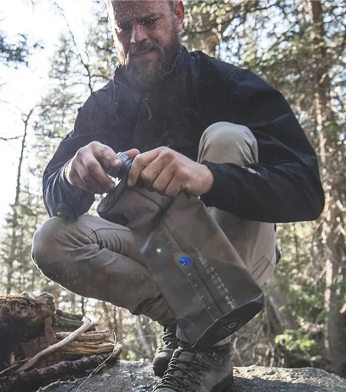 All season hydration system with welded seams provide a durable and lightweight construction