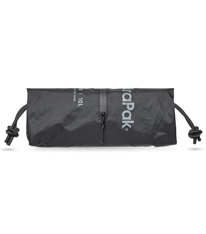 Outer hanging shell is made of Nylon Ripstop, can be rinsed off and hung to dry