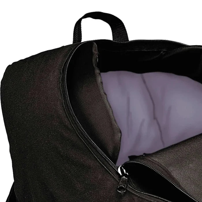 The Ultimate is the only car seat travel bag that offers thick padding on all sides AND padded interior wings to protect your car seats’ safety features