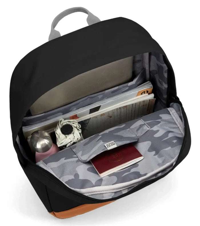 RFIDsafe™ blocking pockets and material