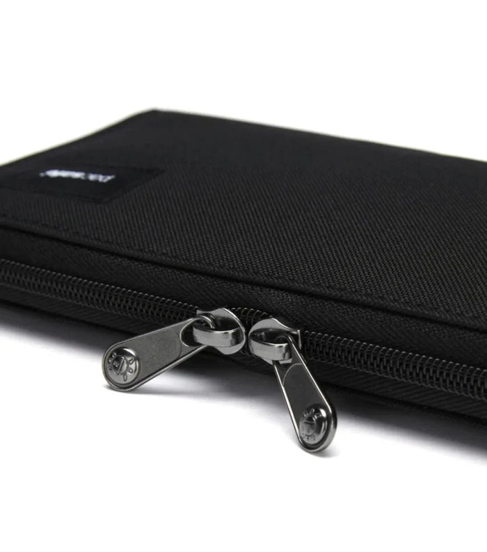 Pacsafe RFIDsafe Continental Wallet - Jet Black