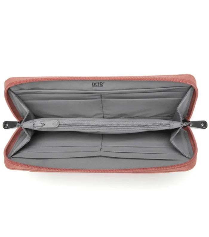 Pacsafe RFIDsafe Continental Wallet - Rose