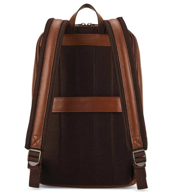 Padded back panel and shoulder straps