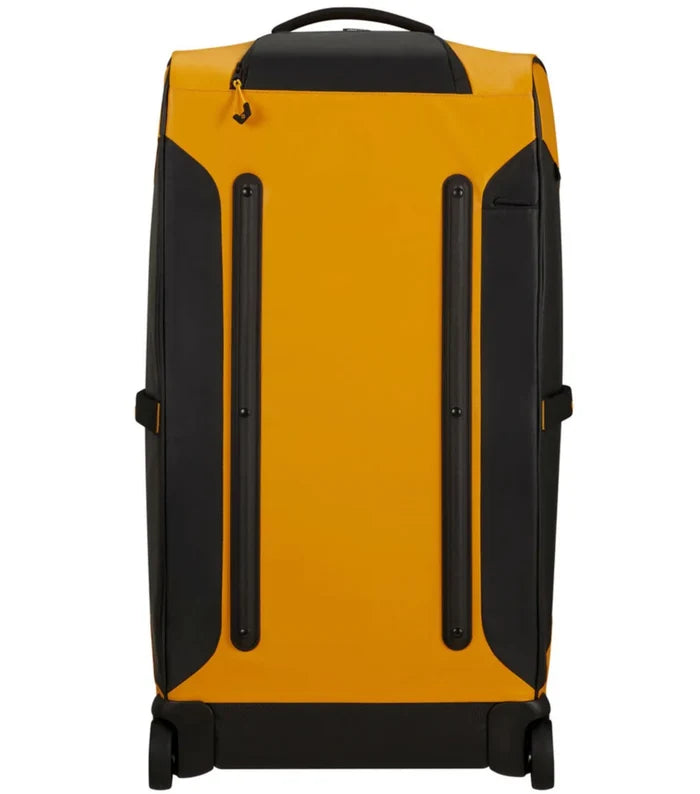 Moulded rear skids protect the rear and bottom of the bag