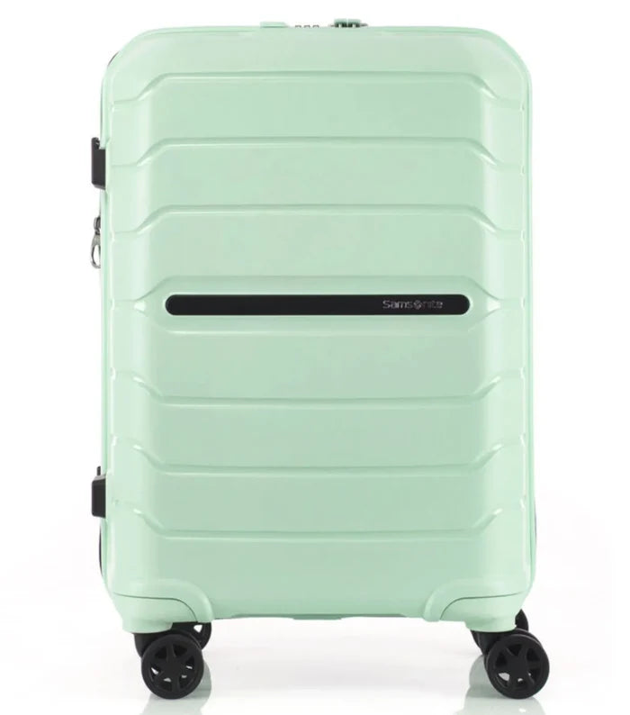 Samsonite Oc2Lite 55 cm 4 Wheeled Expandable Carry-On Spinner Case - Mint Green