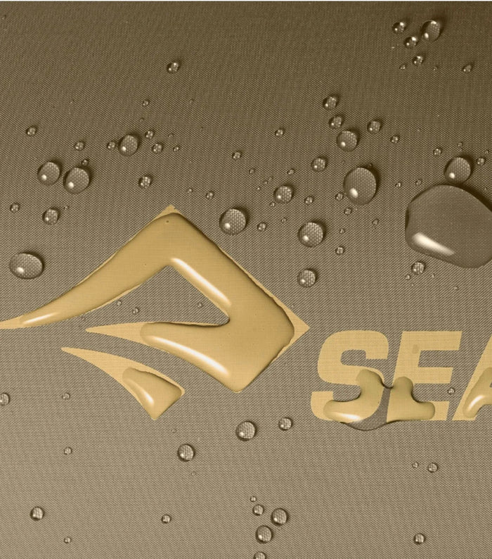 Robust, water resistant  PU-coated 70D recycled nylon body fabric has a 2,000mm hydrostatic head