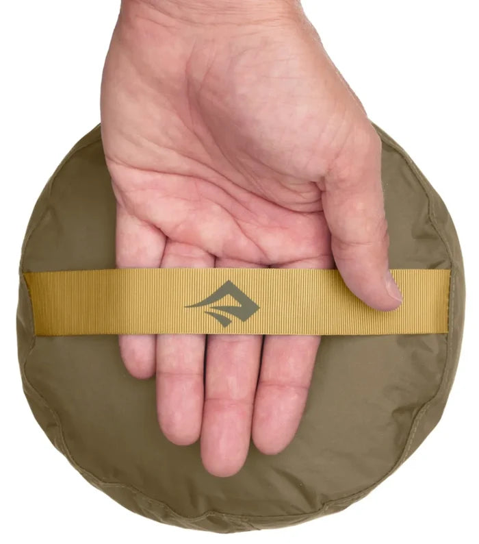 Sturdy, Nylon webbing handle on round base provides a secure grab point
