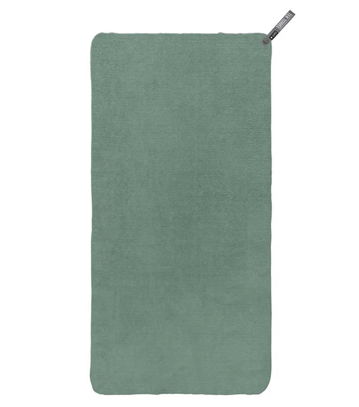 Recycled polyester blended DRY+ fabric uses fine yarns to create a greater surface area that dries faster