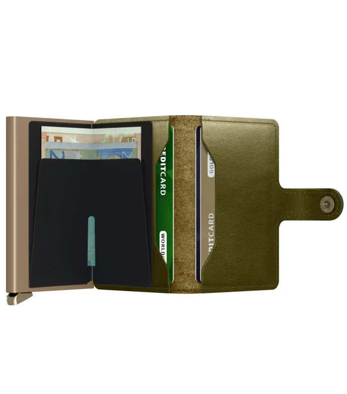 Includes two interior pockets for holding cards, notes, receipts, business cards