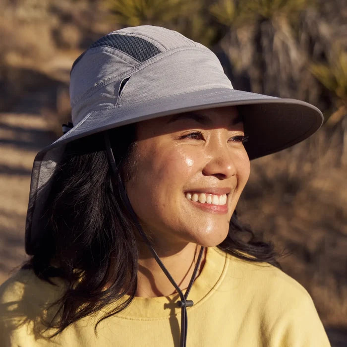 A woman wearing a Sunday Afternoons Ultra Adventure Hat