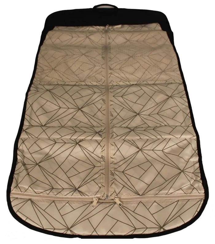 Internal mesh pockets