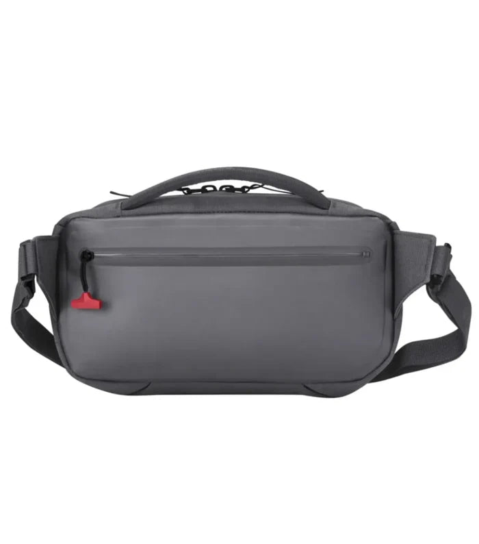 Rear zippered pocket for extra security