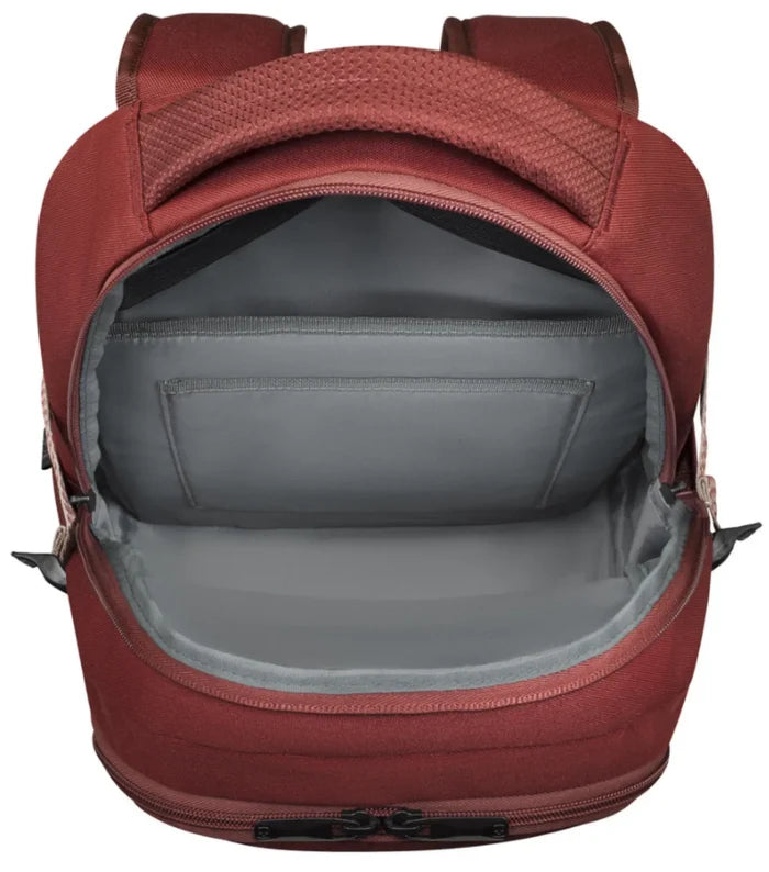 Spacious main compartment