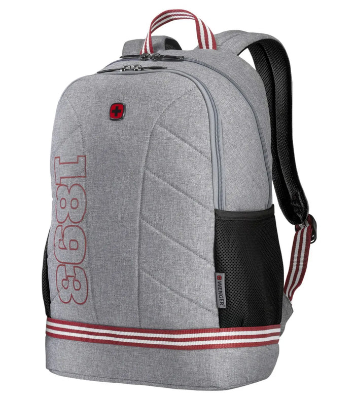 Mesh side pocket holds a water bottle or umbrella